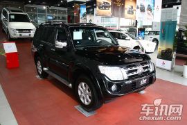 三菱-帕杰罗(进口)-3.0L 豪华版