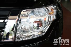 三菱-帕杰罗(进口)-3.0L 豪华版