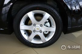 通用雪佛兰-景程-1.8 豪华版 AT