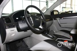 通用雪佛兰-科帕奇-2.4 AT 5座城市导航版