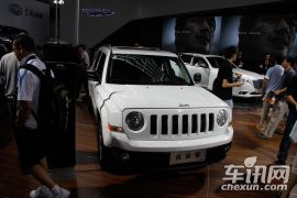 吉普-自由客(进口)