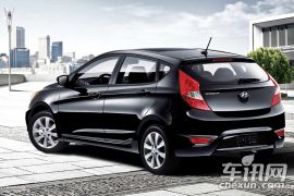 2013款现代雅绅特两厢版