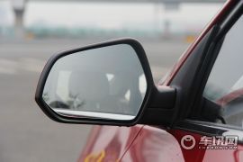 长安汽车-长安逸动EADO-1.6L MT 尊贵型