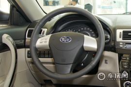 一汽奔腾-奔腾B70-1.8MT 豪华型