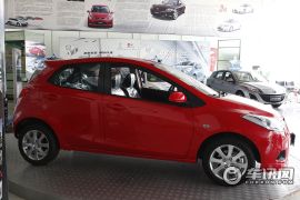 长安马自达-马自达2-炫动 1.5AT超值版