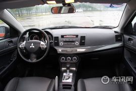东南汽车-三菱翼神-2.0L 致炫版旗舰型CVT