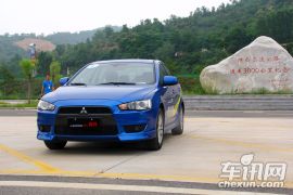 东南汽车-三菱翼神-2.0L 致炫版旗舰型CVT