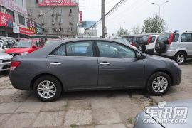 众泰汽车-众泰Z300-1.5 尊贵型