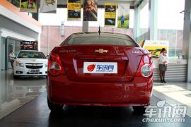 通用雪佛兰-爱唯欧-三厢 1.6 AT SX
