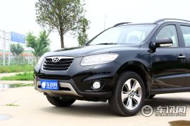 现代-新胜达（进口）-2.4 至尊版 七座四驱