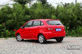 北京汽车-北京汽车E系列-1.5L乐尚自动版