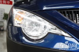 双龙汽车-爱腾-2.3 两驱精英汽油版