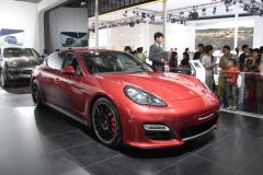 保时捷-Panamera GTS