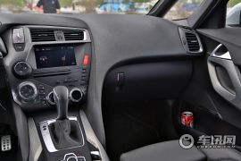 长安标致雪铁龙-DS5-1.6T 尊享版