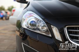 沃尔沃-沃尔沃V60-2.0T T5 智尚版