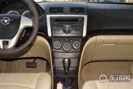 海马汽车-福美来-两厢 1.6L自动精英版