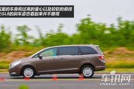 通用别克-别克GL8-3.0L XT豪华商务旗舰版动态试驾