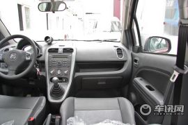 昌河铃木-派喜Splash-1.4 尊贵型