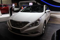 北京现代-索纳塔八