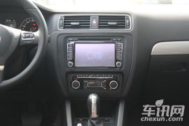 一汽-大众-速腾-1.4TSI 自动豪华型