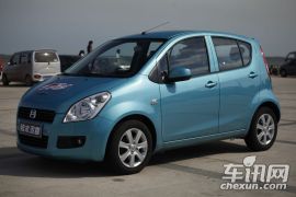 昌河铃木-派喜Splash-1.4 尊贵型