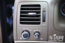 通用别克-别克GL8-2.4L LT行政版