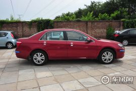 比亚迪-比亚迪G6-2.0L 手动豪华型