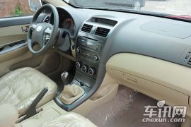 比亚迪-比亚迪L3-1.5手动尊贵型