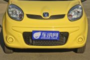 长安汽车-奔奔MINI-1.0L 手动亲情版