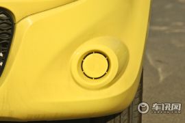 长安汽车-奔奔MINI-1.0L 手动亲情版