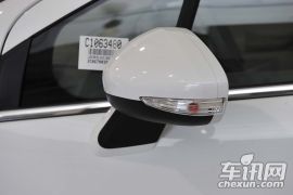 东风标致-标致308-1.6L手动优尚版