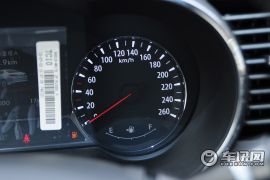 东风悦达起亚-起亚K5-2.0L DLX AT 十周年特别版