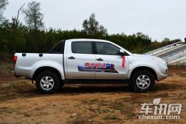 江铃汽车-域虎-2.4T两驱柴油手动(LX)