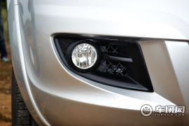 江铃汽车-域虎-2.4T两驱柴油手动(LX)