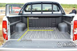 江铃汽车-域虎-2.4T两驱柴油手动(LX)