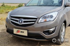长安汽车-长安CS35-1.6MT豪华型