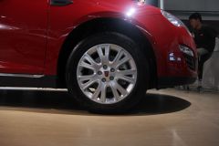 上海汽车-荣威550爱国者