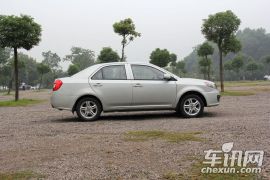 吉利汽车-英伦SC6-1.5L MT 尊贵型