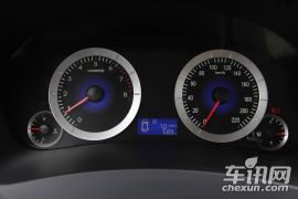 吉利汽车-英伦SC6-1.5L MT 尊贵型