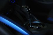 现代-Veloster飞思- 1.6T 自动豪华版