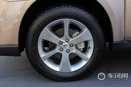 斯巴鲁-傲虎-2.5i 豪华版