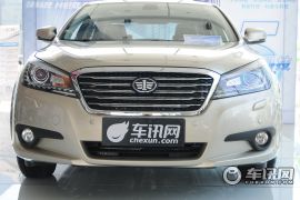 一汽奔腾-奔腾B90-2.3L 自动旗舰型