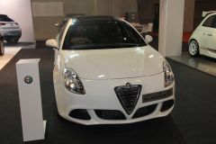 阿尔法罗密欧-阿尔法罗密欧 Giulietta