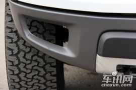 福特-F-150-6.2L SVT Raptor SuperCrew