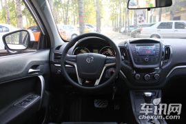 上海汽车-MG5-1.5L AT精英版