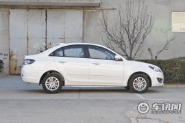长安汽车-悦翔-1.5L MT 豪华型