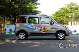 昌河铃木-北斗星X5-X5 1.4L 豪华型