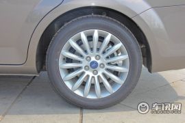 长安福特-蒙迪欧-致胜-GTDi200 豪华型