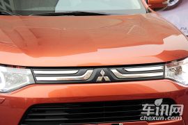 三菱-欧蓝德 EX-2.4L 四驱精英GT版7座