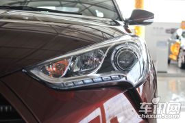 现代-Veloster飞思-1.6T 自动豪华版